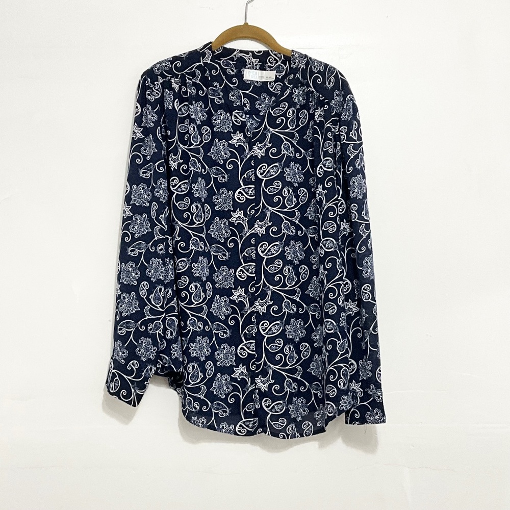 TIME AND TRU Women Button Down Semi Sheer Shirt Navy Paisley Long Sleeve Size 20